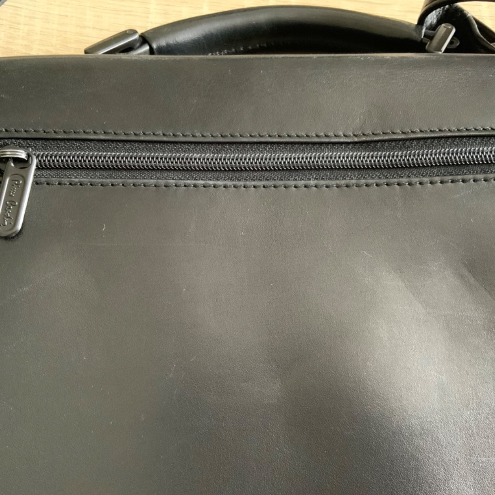 Vintage Pierre Cardin Genuine Leather Hand Made Bag - Picture 13 of 15